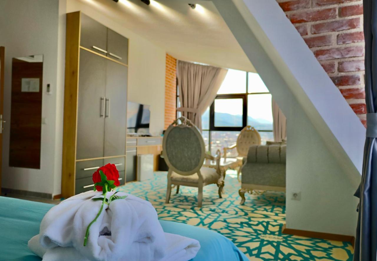 Mi Casa Hotel Skopje Luaran gambar